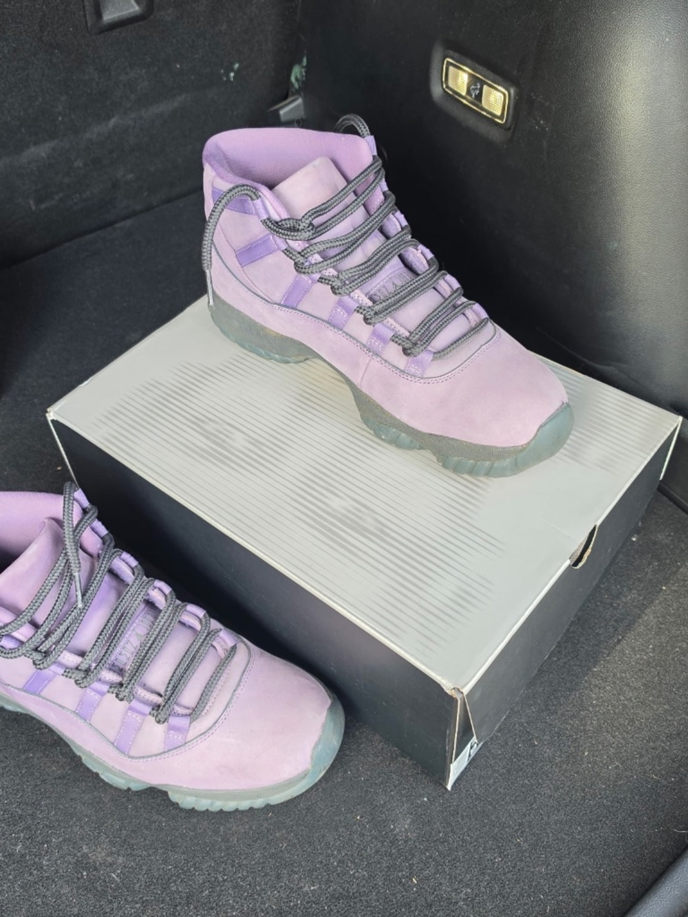 Jordan 11s